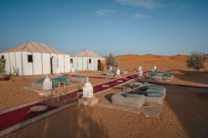 Camp de luxe dans le désert marocain