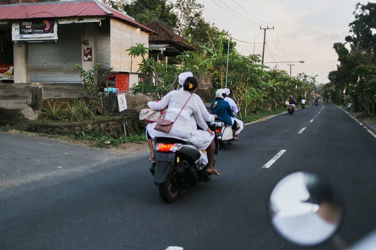 Le scooter, mode de déplacement courant à Bali