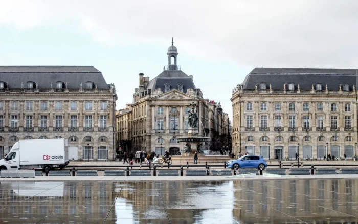 Meilleures résidences étudiantes à Bordeaux : studios, prix et quartiers