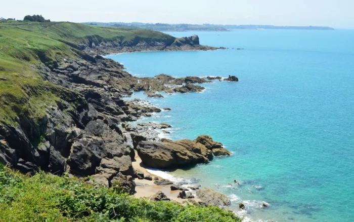 Camping dans les Côtes-d’Armor : le guide des 102 campings classés