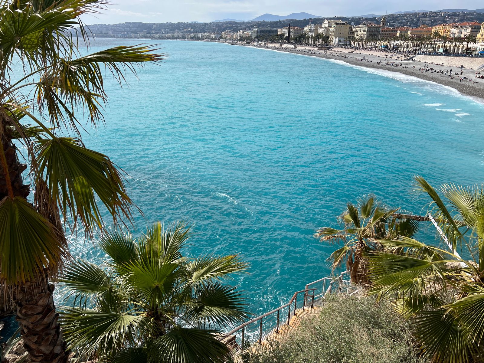 Le littoral de Nice vu d'en haut