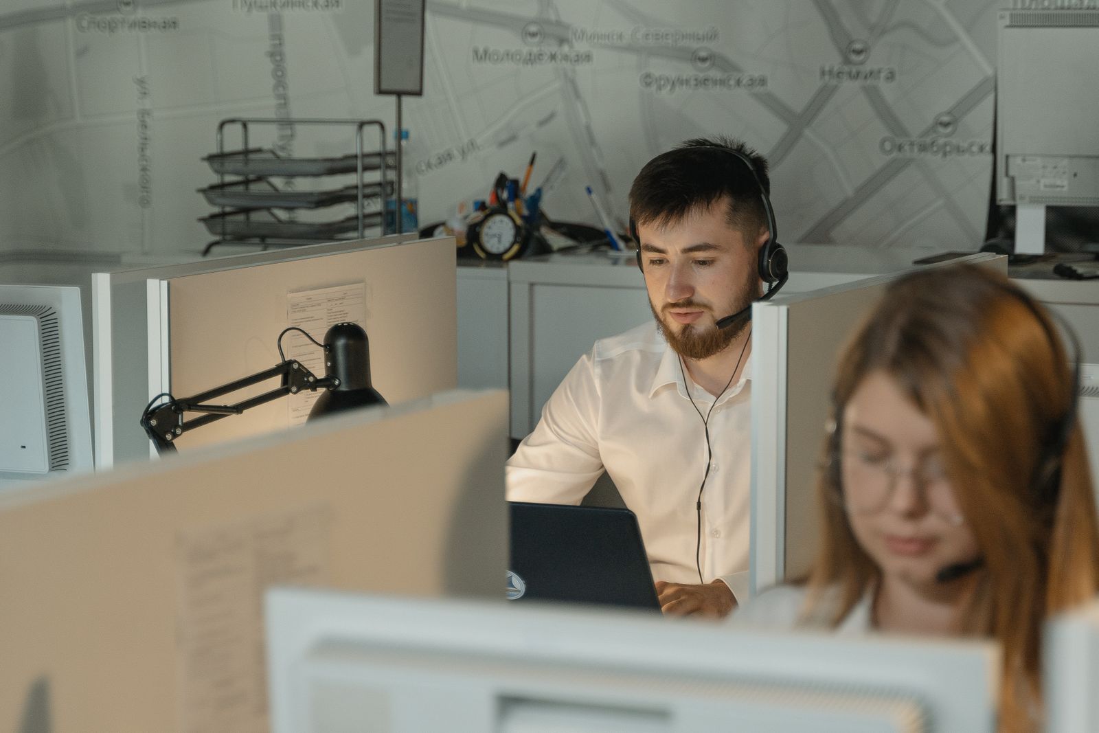 Comment trouver des clients pour son agence de voyage en 2026