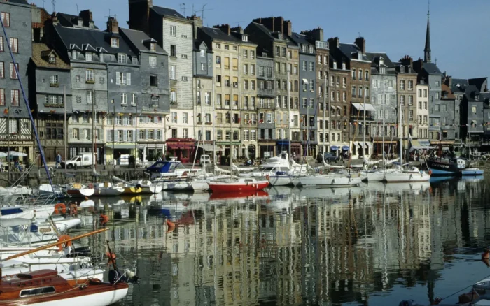 Que faire à Honfleur : le Vieux Bassin et au-delà