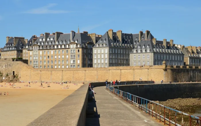 Où manger à Saint-Malo : les meilleurs restaurants et crêperies (pour tous les budgets)