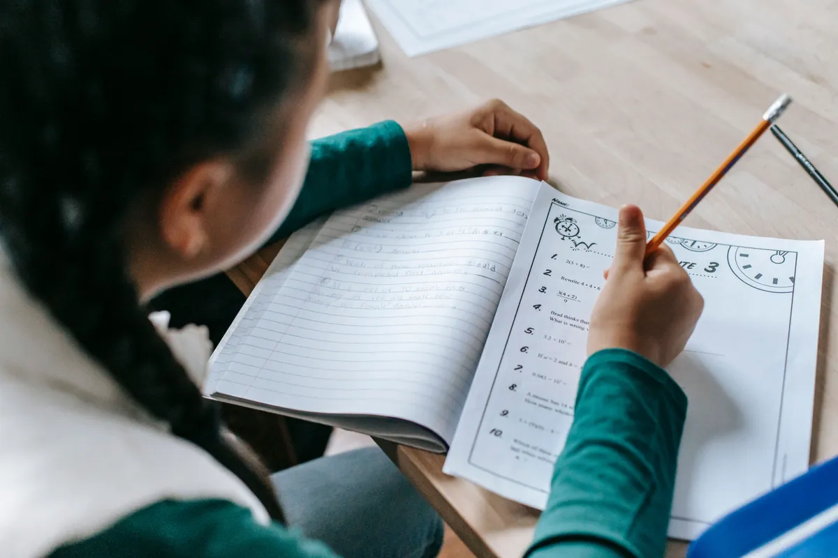 Poursuivre l'école pendant le voyage