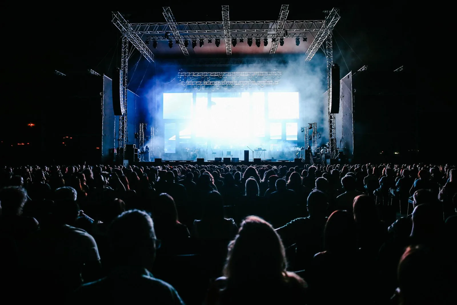 Hellfest 2027 : dates, camping, accès et budget pour les 20 ans