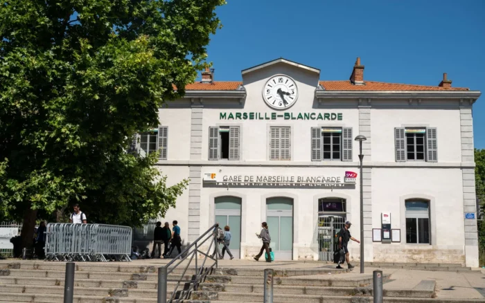Parking gare de Marseille Saint-Charles : où se garer pas cher
