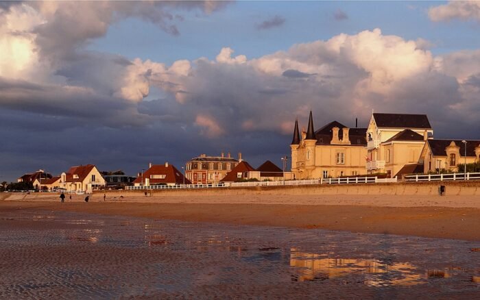 Que faire à Asnelles : plage, Gold Beach et escapades iodées