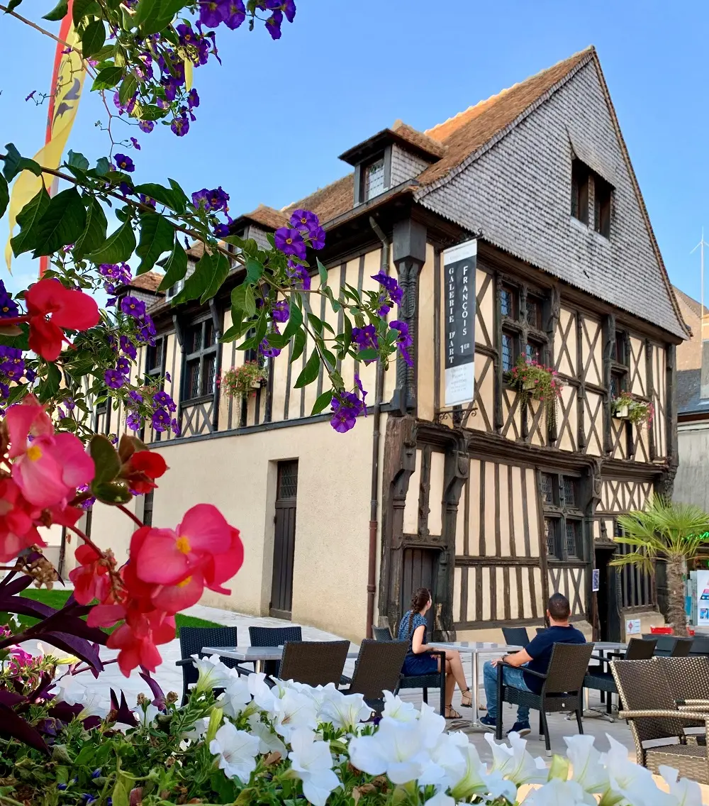 Une maison à pans de bois du centre d'Aubigny-sur-Nère
