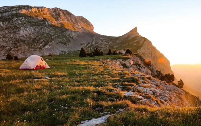 Bivouaquer et marcher sur les hauts plateaux du Vercors depuis le Trièves