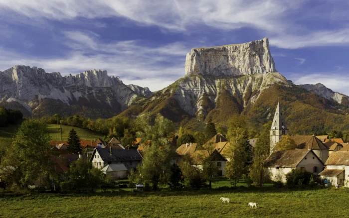 Que faire dans le Trièves, ce plateau que le Mont Aiguille surveille