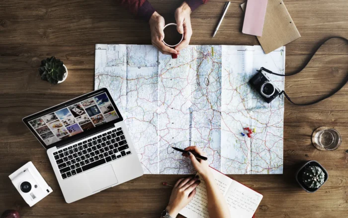 Devenir travel planner : formation, CPF, statut, revenus et étapes pour se lancer
