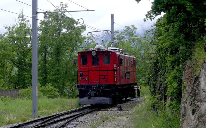 Le Petit Train de La Mure : parcours, tarifs et histoire d&rsquo;une ligne unique