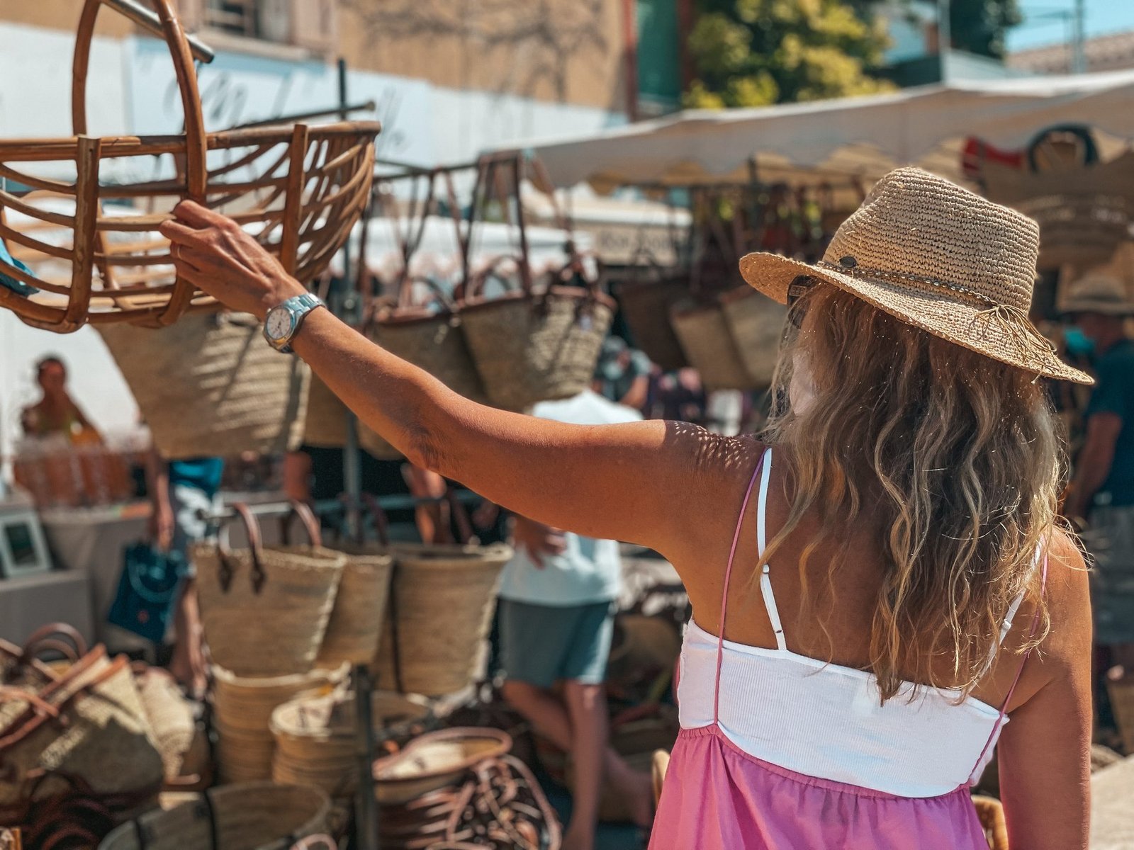 Le marché de Lourmarin, le vendredi matin, toute l&rsquo;année