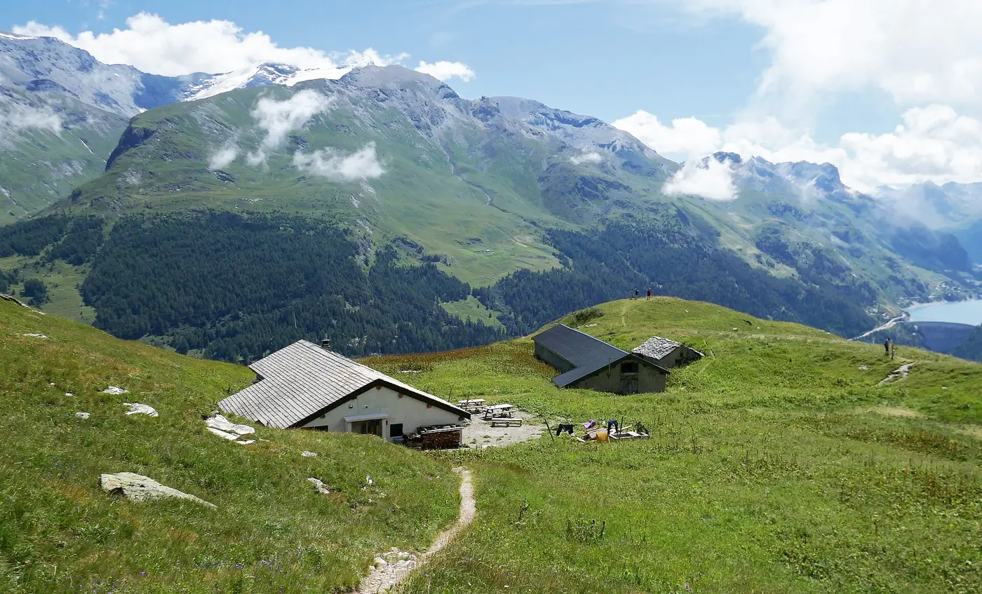 La Gurraz, la cascade du Ruitor et le refuge de la Martin