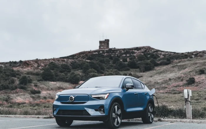 Road trip en voiture électrique : préparer son itinéraire et sa recharge