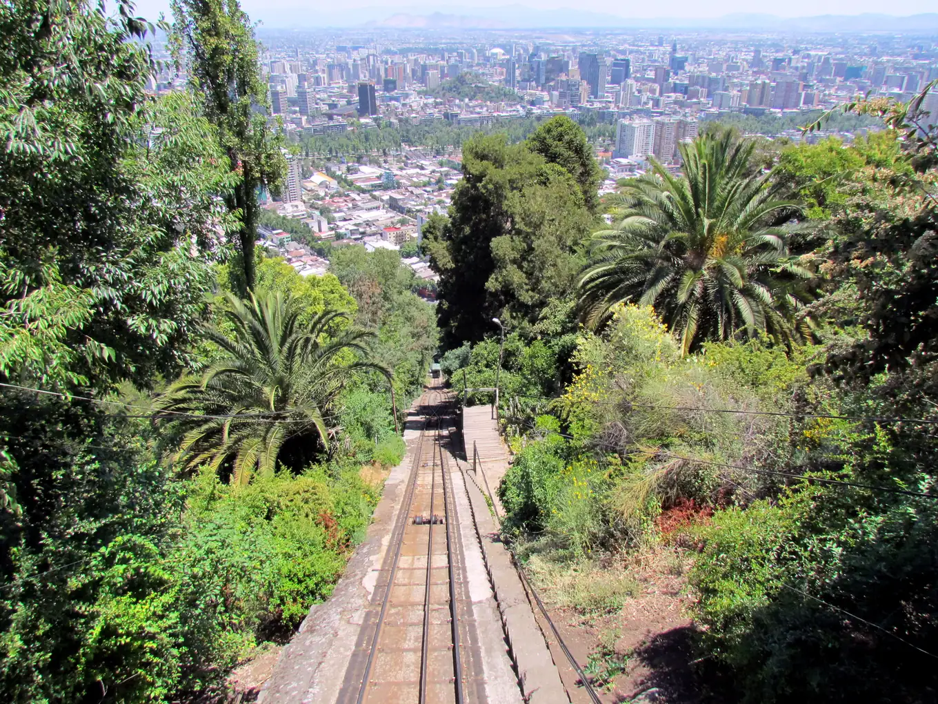 Visiter Santiago du Chili : La Moneda, la mémoire, San Cristóbal et les Andes à une heure