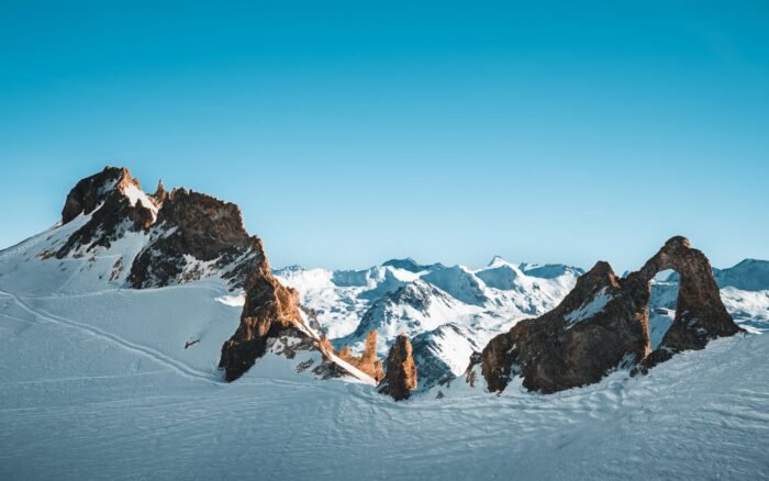 Meilleures stations de ski de France : le guide par massif