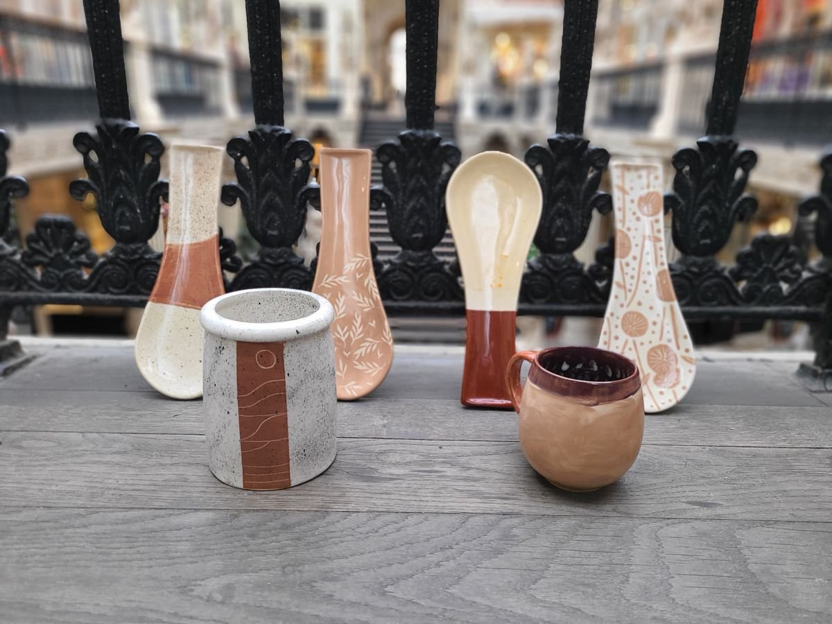 Atelier céramique à Nantes : où peindre ou façonner sa pièce ?