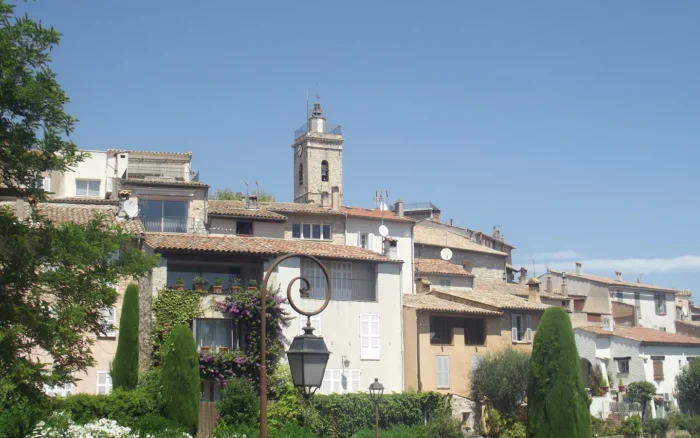 Visiter Mougins : le village, les musées et le mythe Picasso
