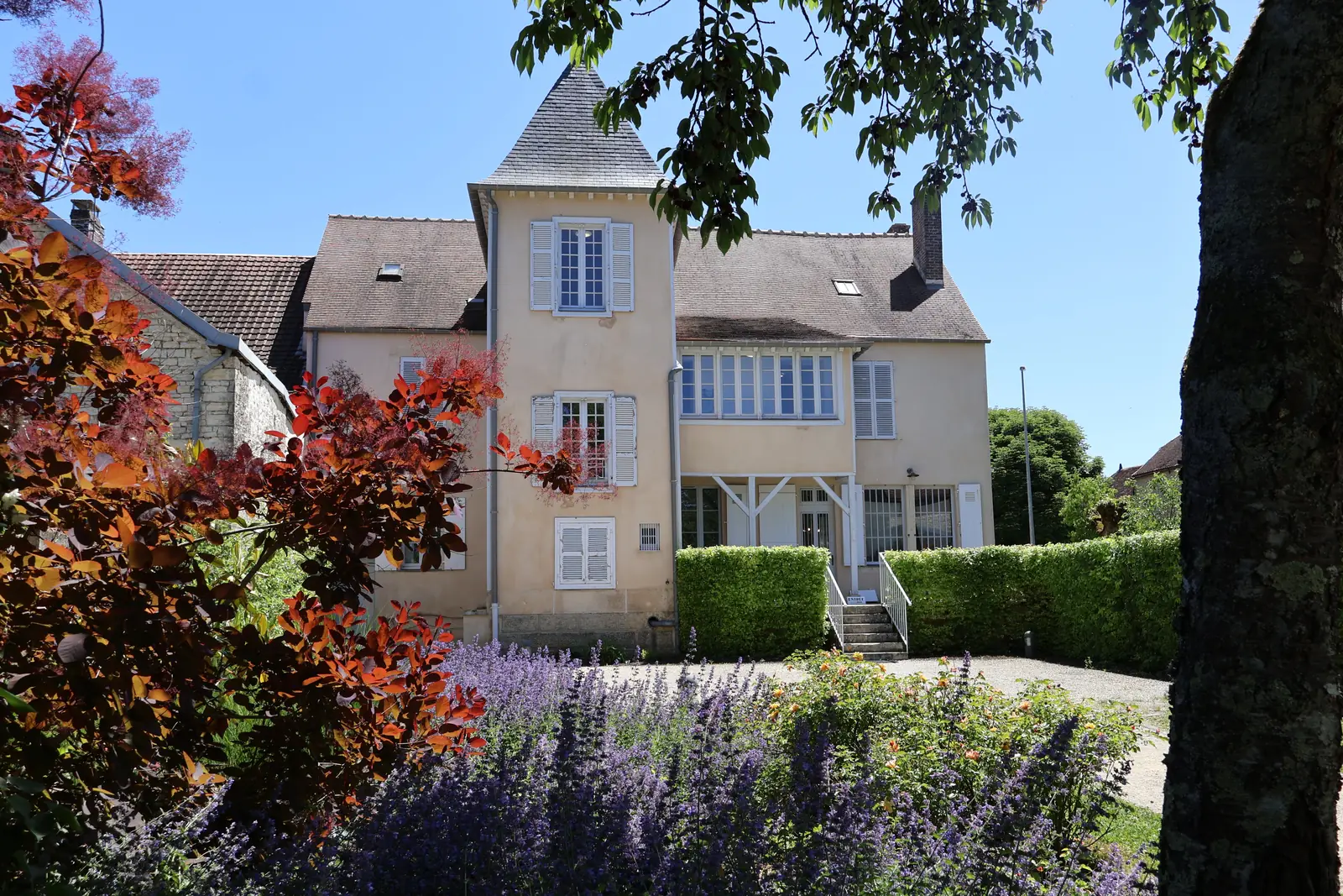 La Maison de Renoir à Essoyes : la maison, l&rsquo;atelier et le centre culturel, mode d’emploi