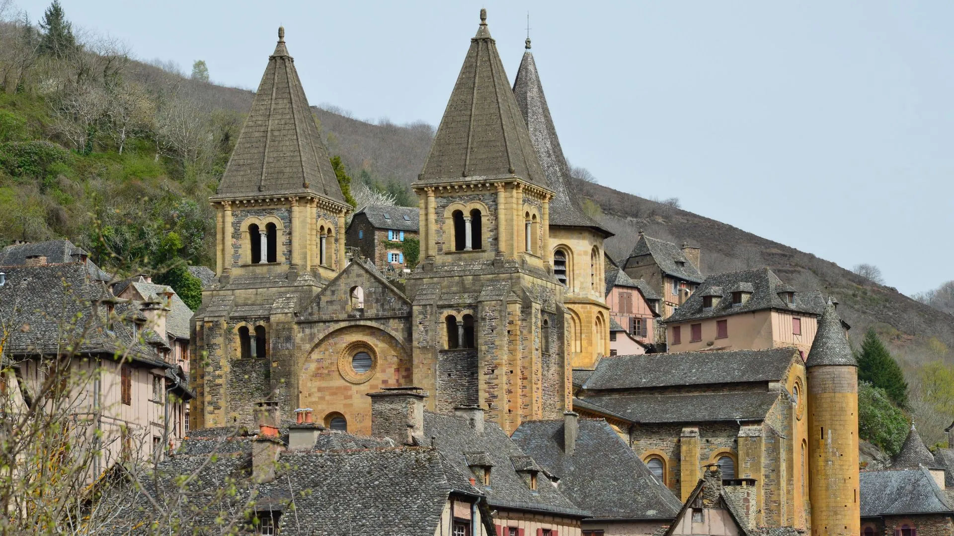 Vivre en Aveyron en 2050 : climat, eau, prix, où s’installer